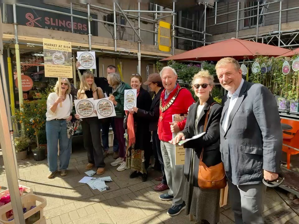 Hollybush Rec and Markets at risk campaign