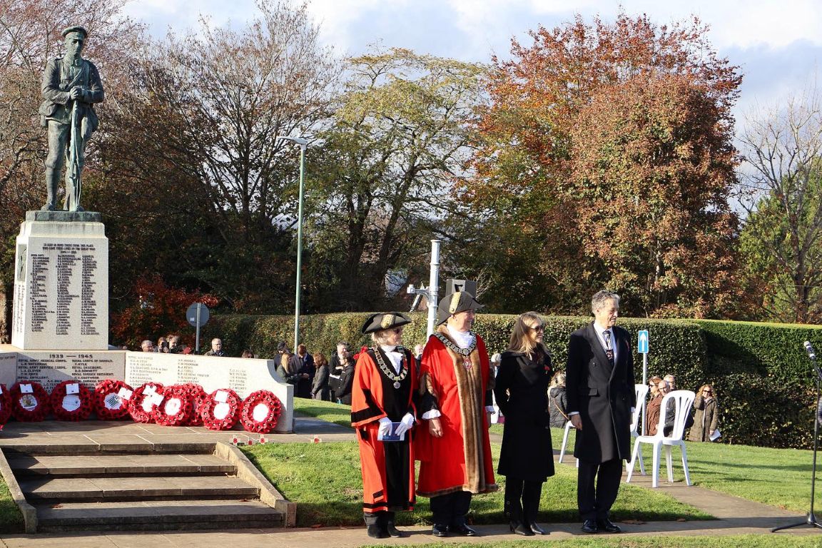 Mayor, HM Deputy Lieutenant of Kent The Lord Colgrain DL and Laura Trott MP