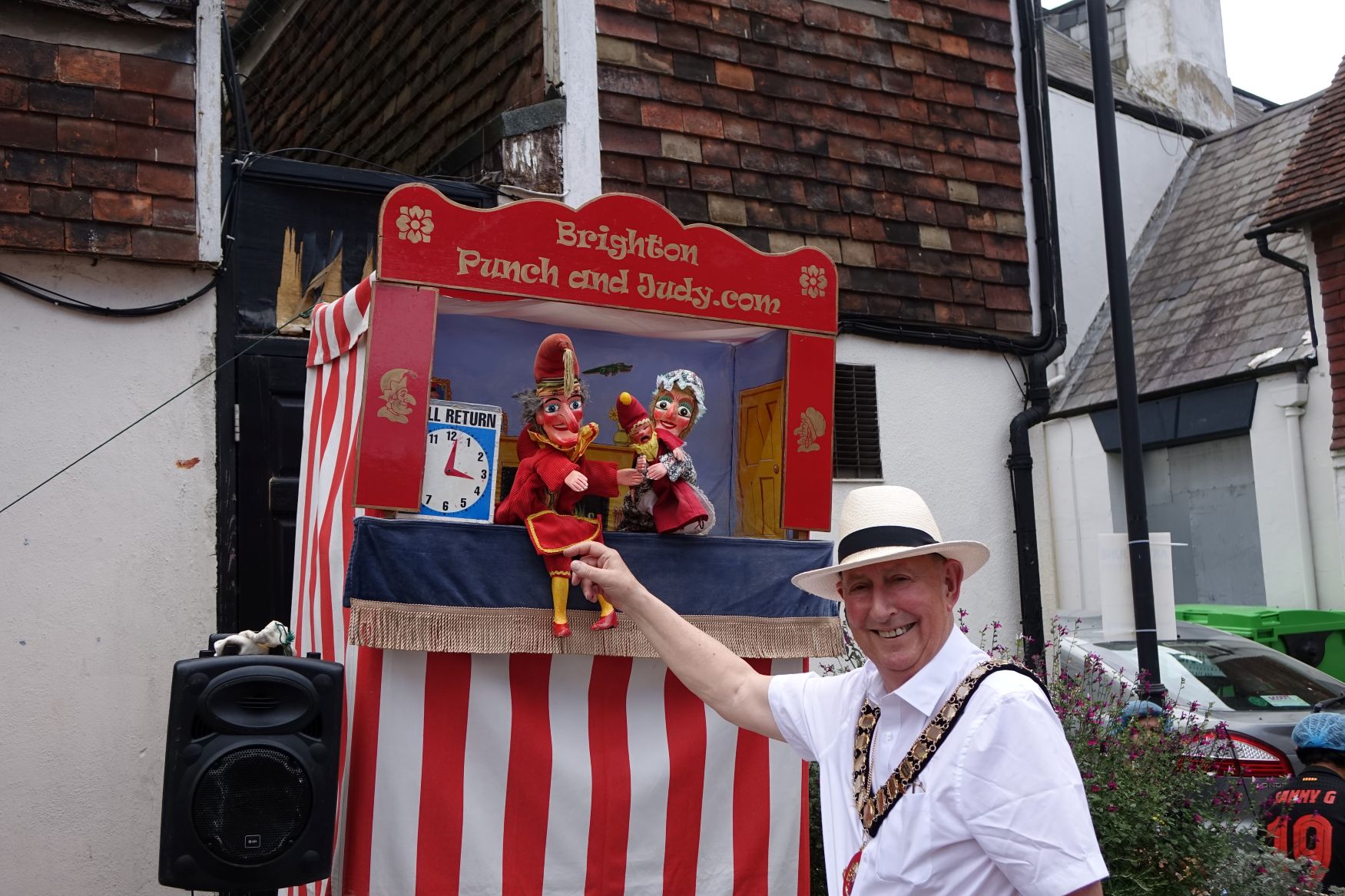 Mayor with Punch and Judy
