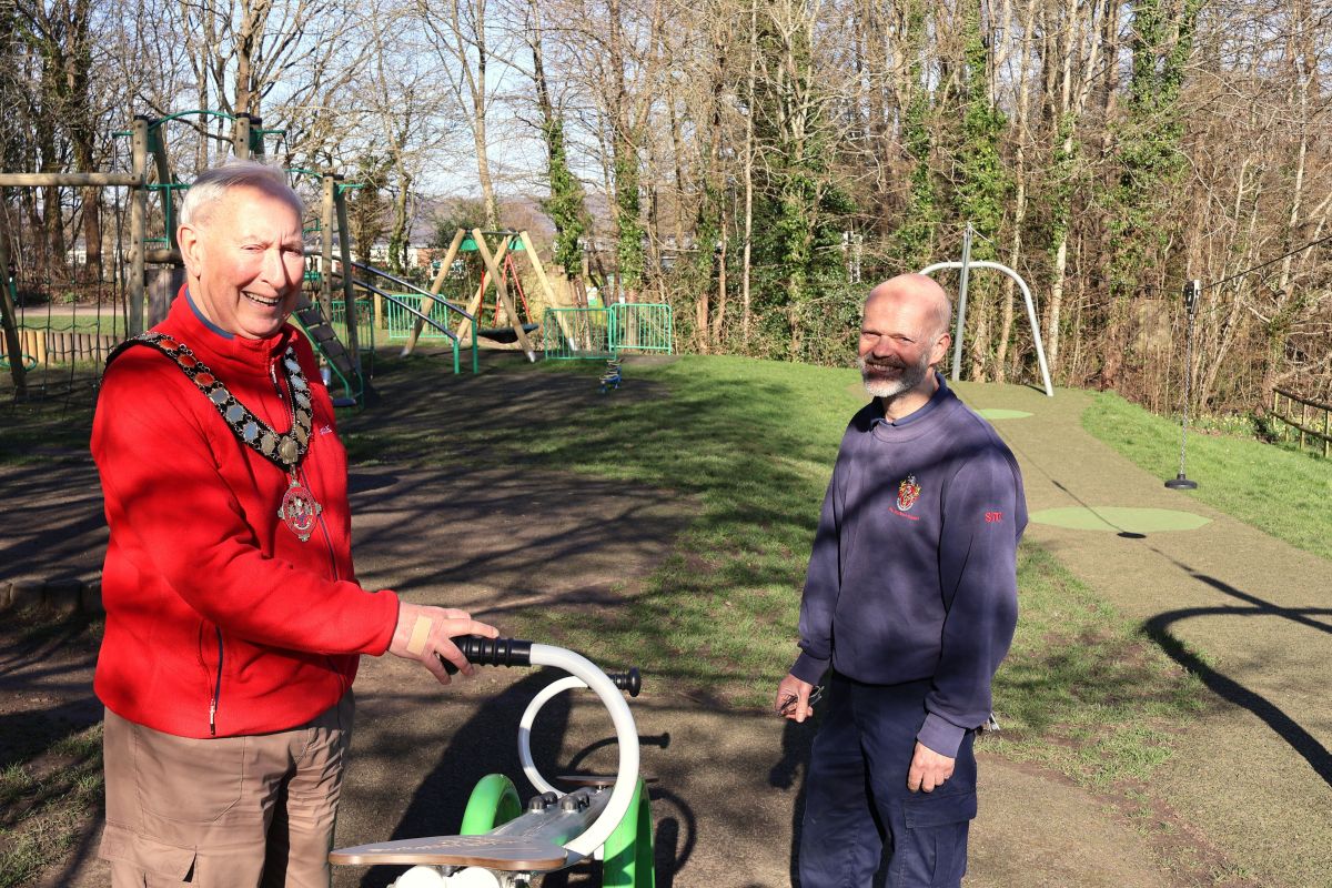 Photo of Mayor at Buckhurst Play Area
