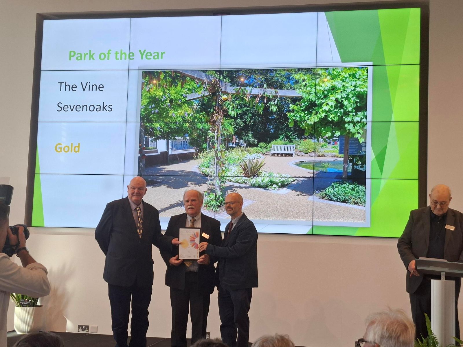 Collecting Gold award for the Vine